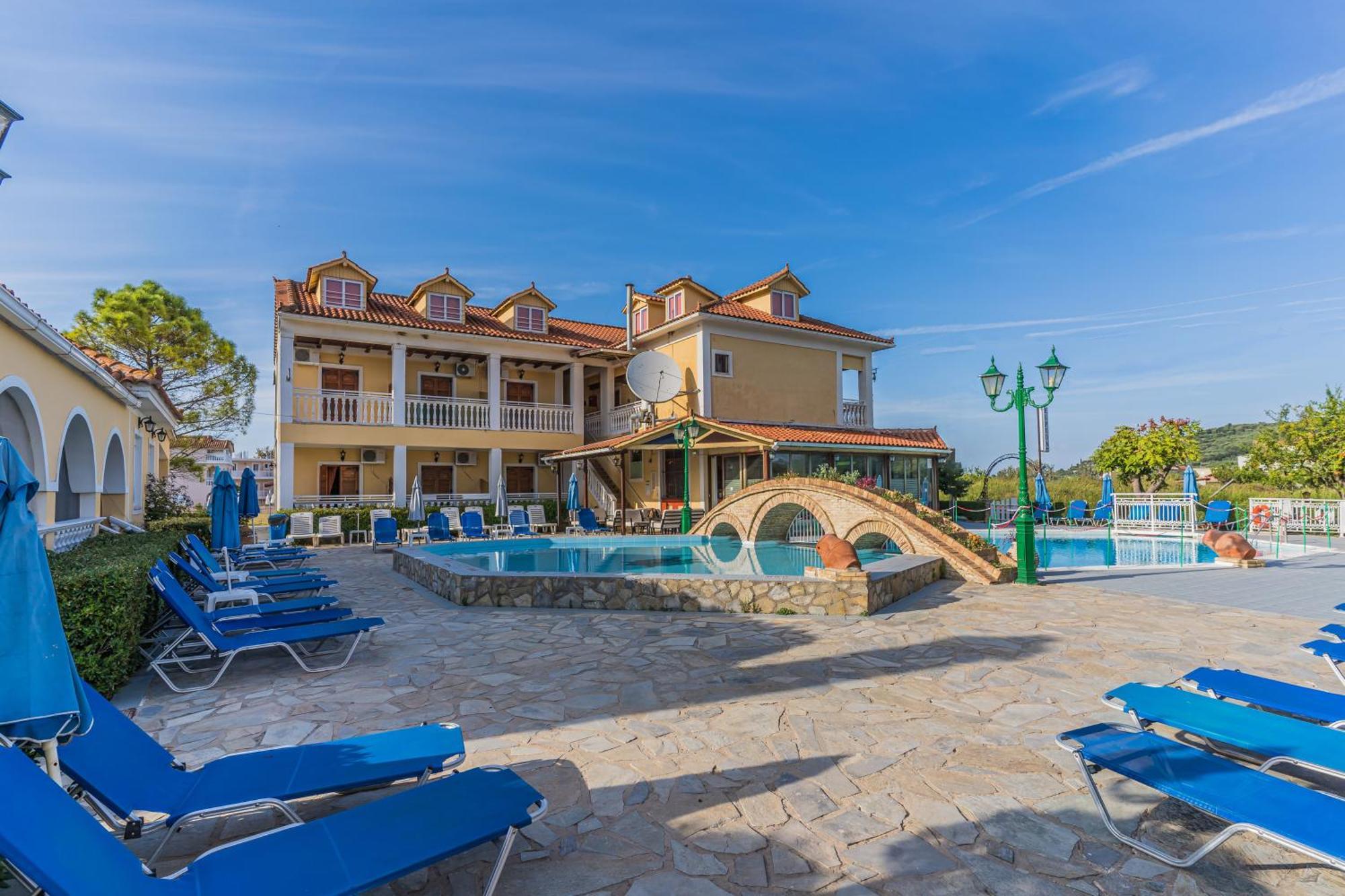 Elpida Hotel Alykanas  Buitenkant foto
