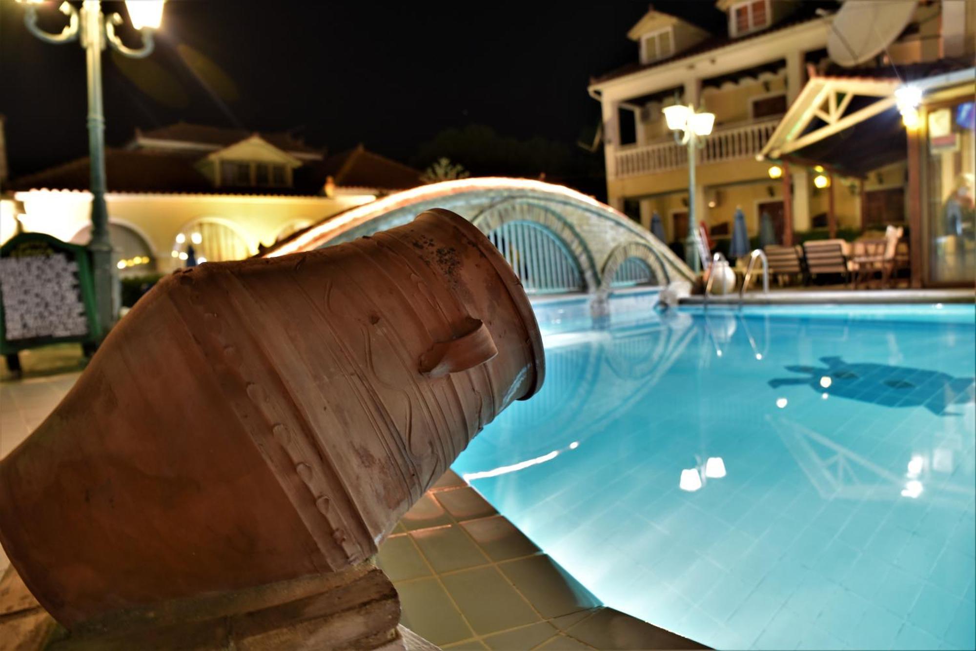 Elpida Hotel Alykanas  Buitenkant foto